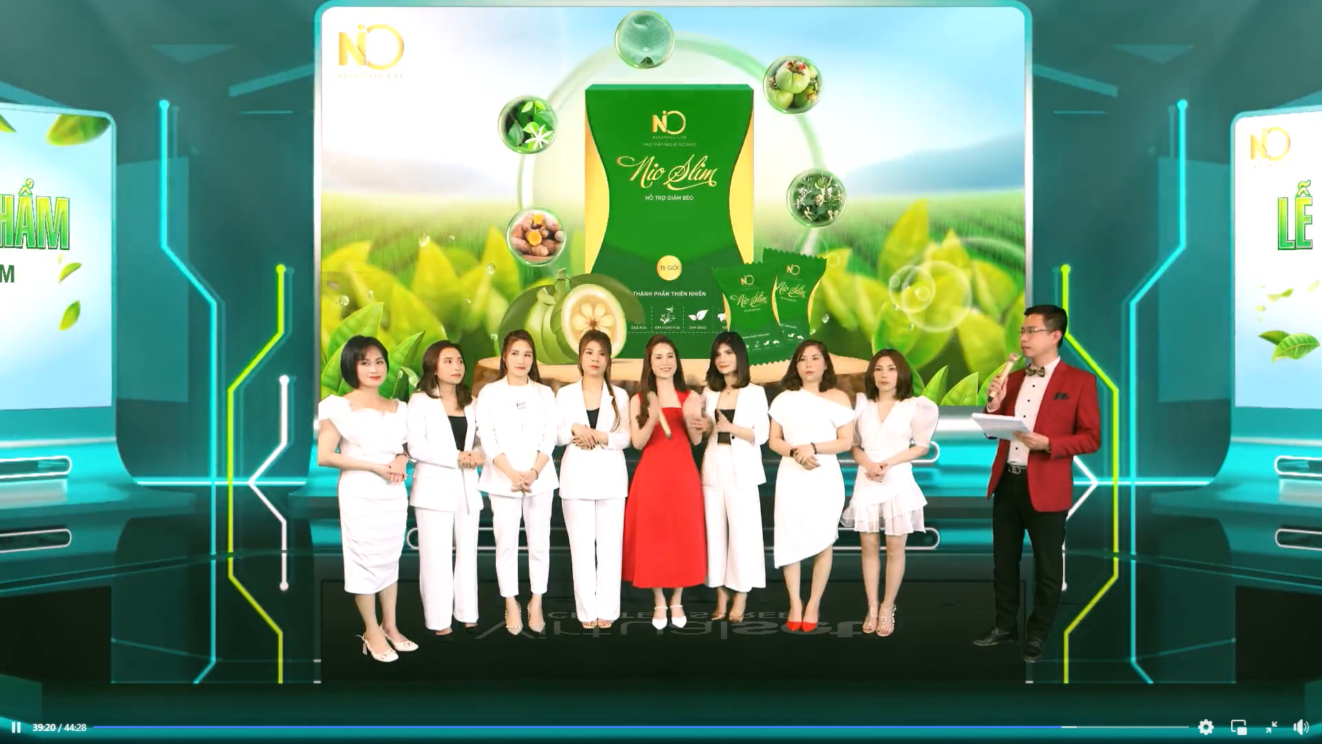 Buổi ra mắt sản phẩm Gôm Giảm Cân Nio Slim