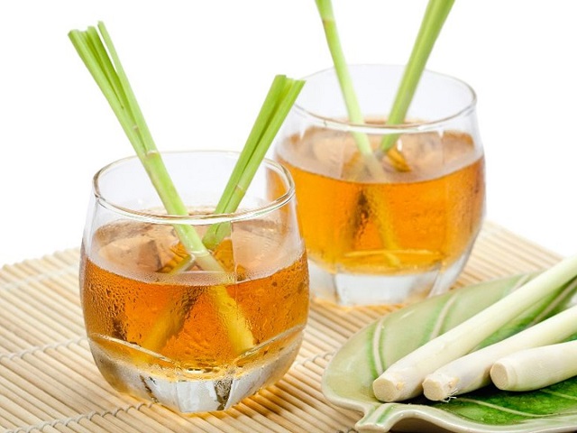 Uống Nước Chanh Giảm Cân bằng chanh sả gường