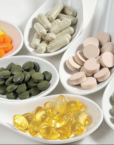 Uống Thực Phẩm Chức Năng Có Hại Thận Không?