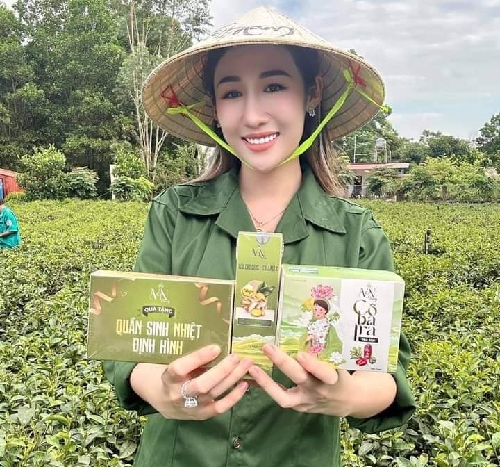 Huỳnh Như giám đốc sản xuất